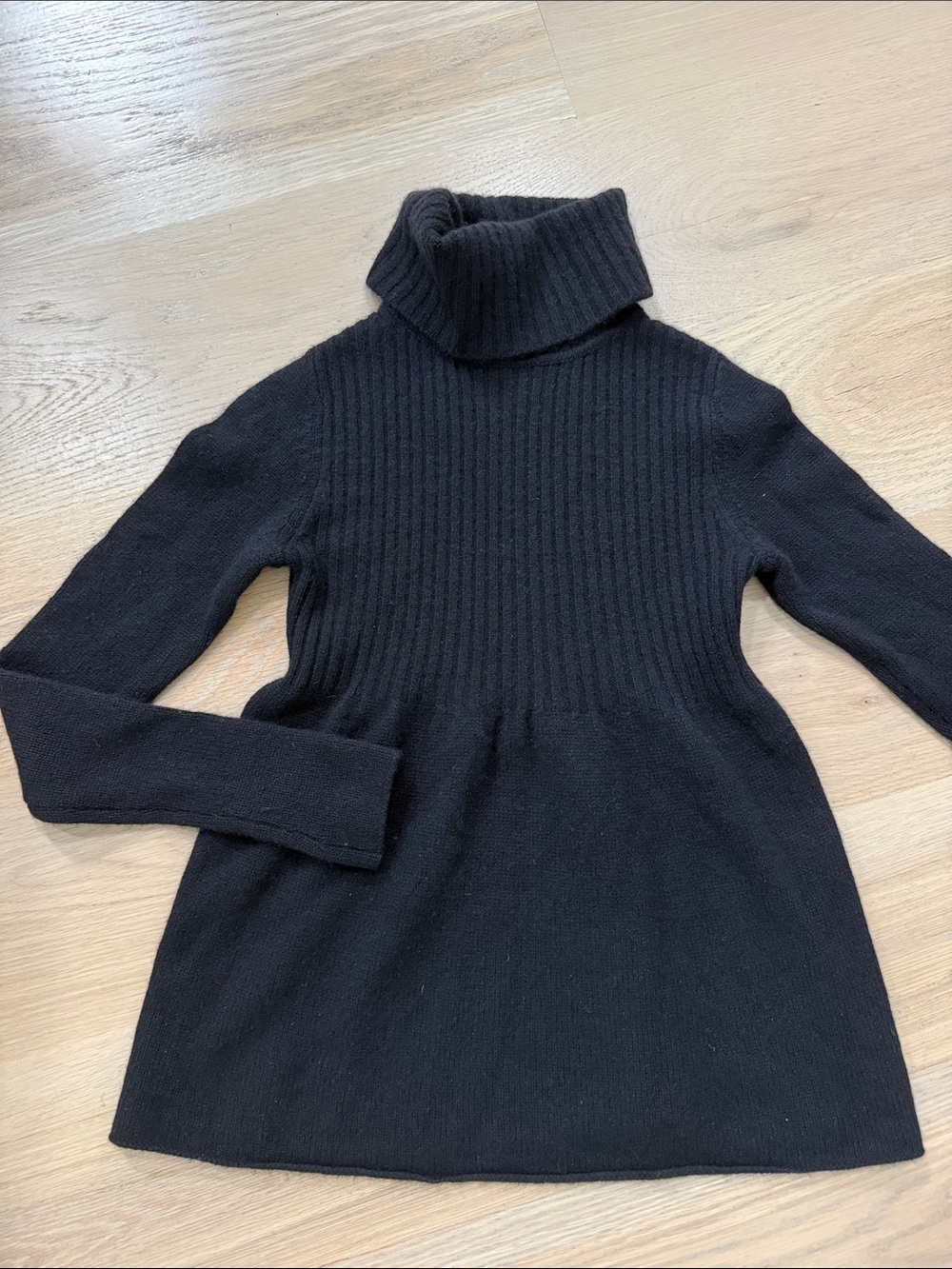 Vince Black Ribbed Turtleneck Tunic Sweater - Size XS